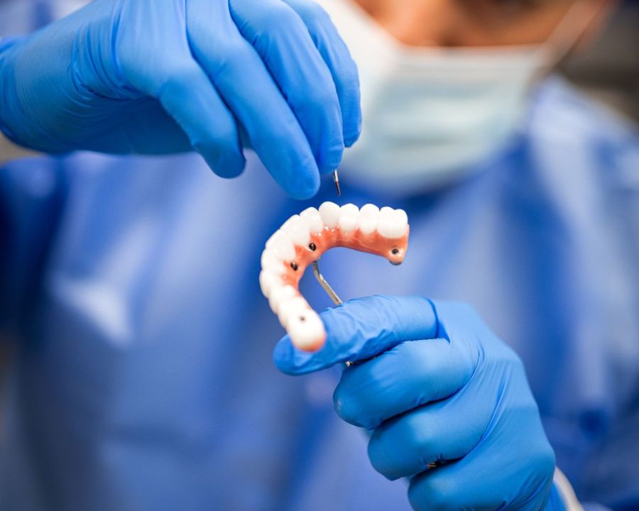 Advanced Dental Implants